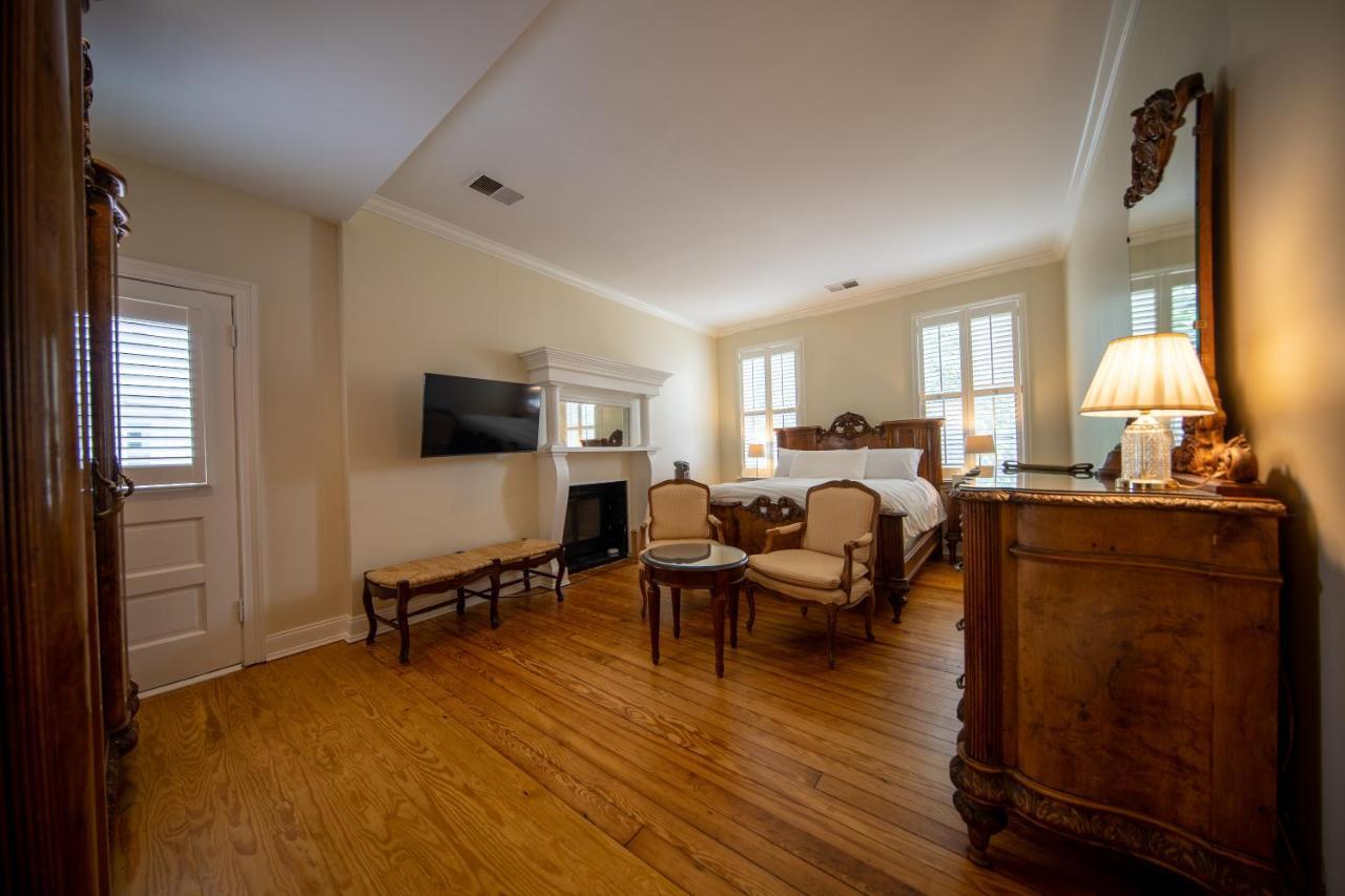 The Edenton Collection-The Granville Queen Inn Δωμάτιο φωτογραφία
