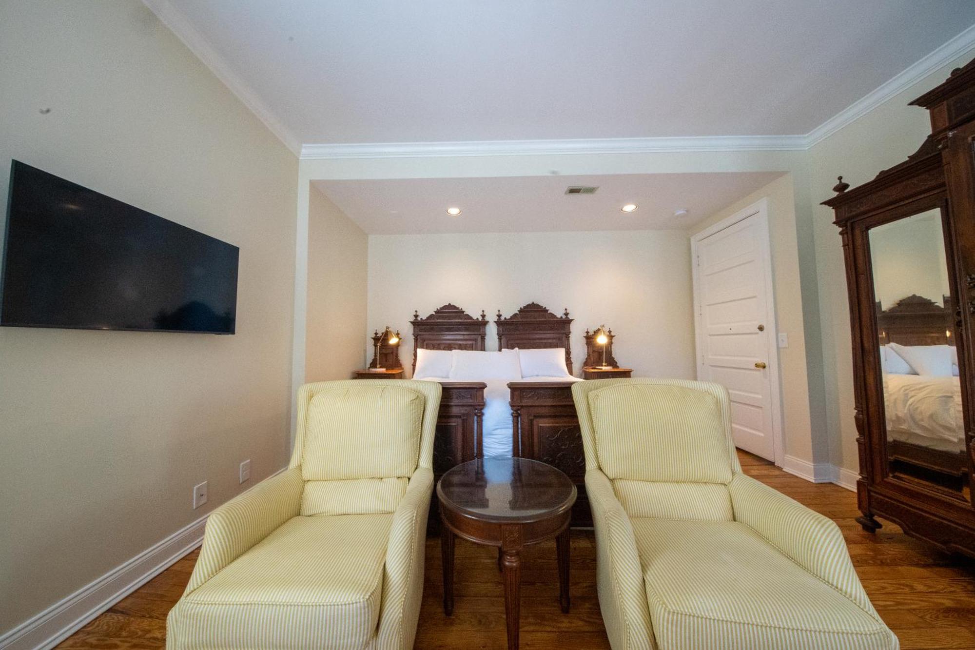 The Edenton Collection-The Granville Queen Inn Δωμάτιο φωτογραφία